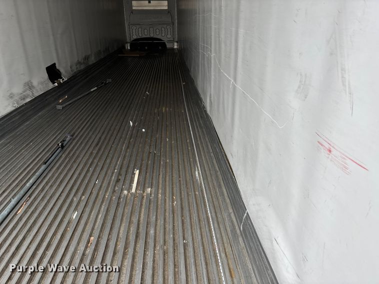 image for item DU1283 2015 Utility 3000R refrigerated van trailer