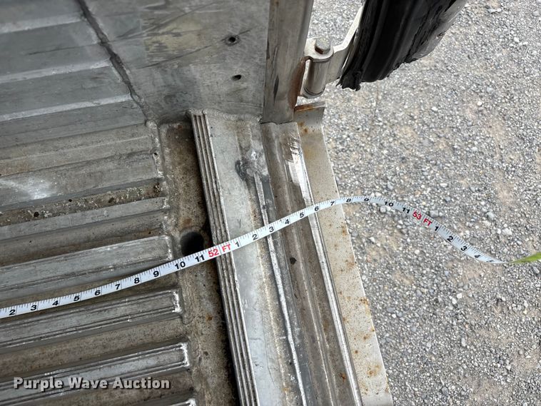 image for item DU1283 2015 Utility 3000R refrigerated van trailer