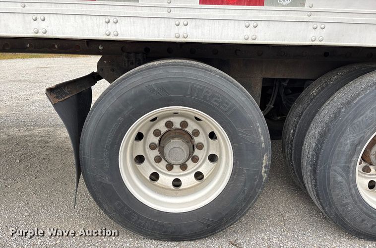 image for item DU1283 2015 Utility 3000R refrigerated van trailer