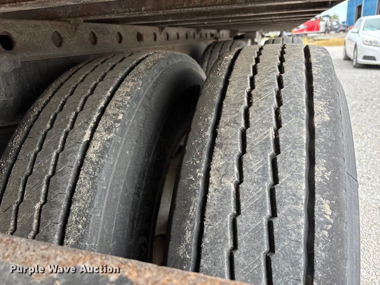 image for item DU1283 2015 Utility 3000R refrigerated van trailer