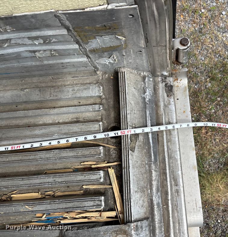 image for item DU1284 2007 Utility 3000R refrigerated van trailer