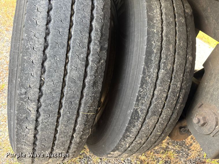 image for item DU1284 2007 Utility 3000R refrigerated van trailer