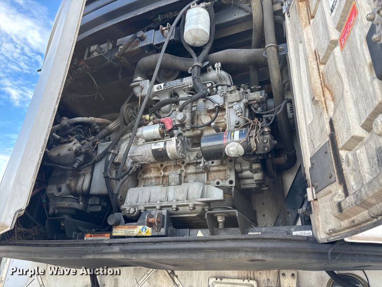 image for item DU1285 2014 Wabash refrigerated van trailer