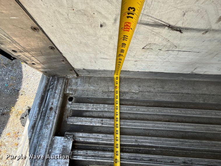 image for item DU1286 2013 Wabash refrigerated van trailer