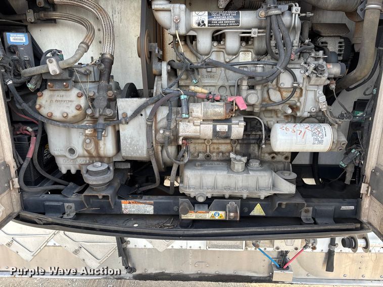 image for item DU1286 2013 Wabash refrigerated van trailer