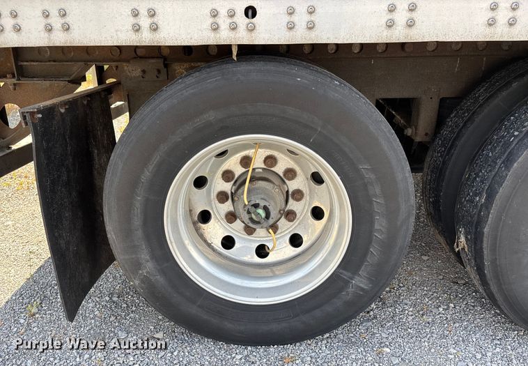 image for item DU1286 2013 Wabash refrigerated van trailer