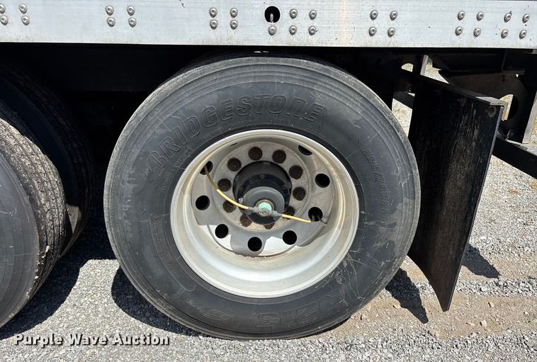 image for item DU1286 2013 Wabash refrigerated van trailer