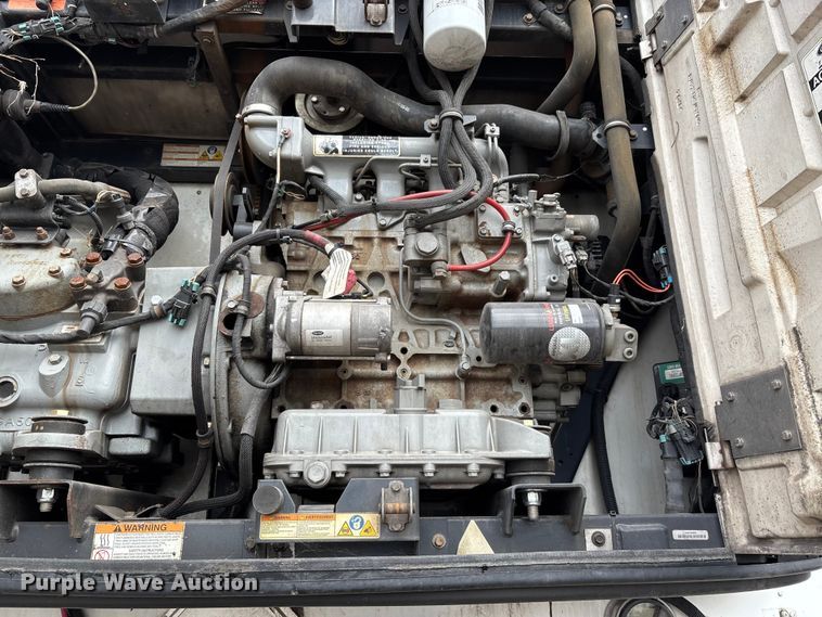 image for item DU1287 2013 Wabash refrigerated van trailer