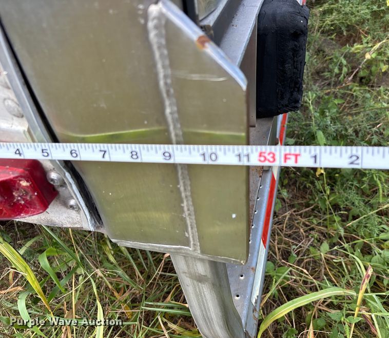 image for item DU1287 2013 Wabash refrigerated van trailer