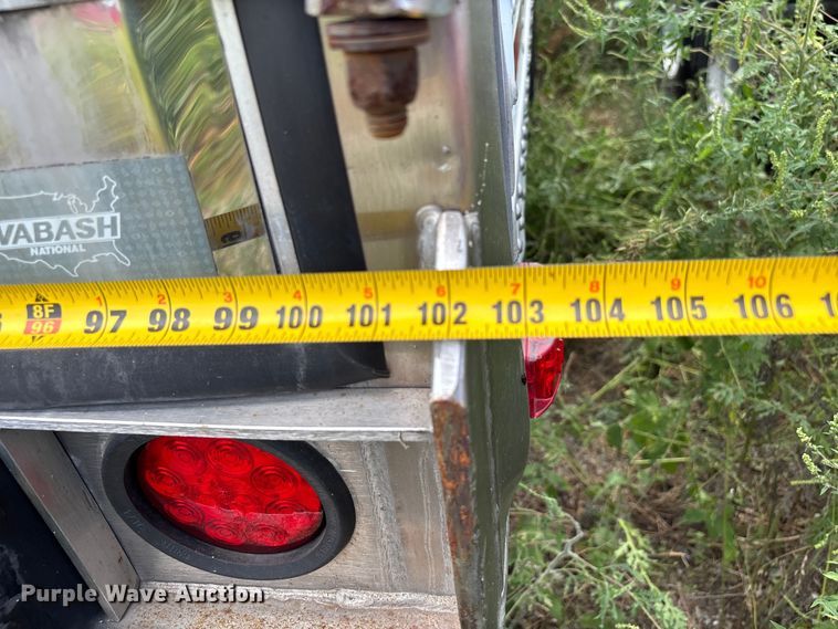 image for item DU1287 2013 Wabash refrigerated van trailer