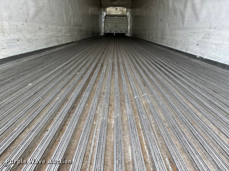 image for item DU1287 2013 Wabash refrigerated van trailer