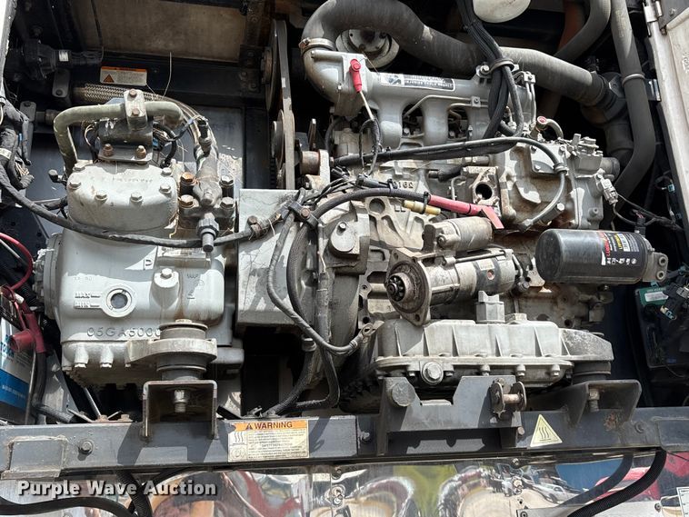 image for item DU1288 2014 Wabash refrigerated van trailer