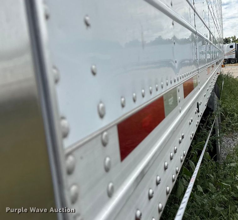 image for item DU1288 2014 Wabash refrigerated van trailer