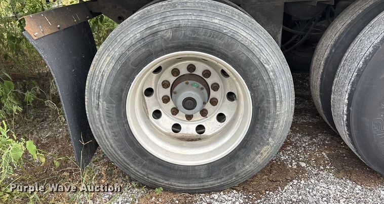 image for item DU1288 2014 Wabash refrigerated van trailer