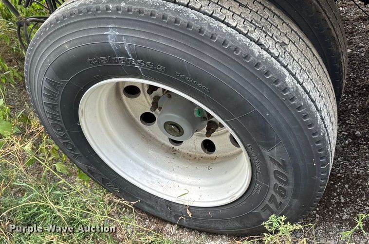 image for item DU1288 2014 Wabash refrigerated van trailer