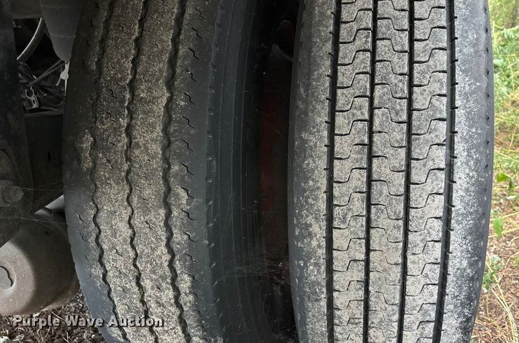 image for item DU1288 2014 Wabash refrigerated van trailer