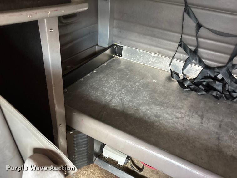 image for item DU1289 2012 Peterbilt 386 semi truck