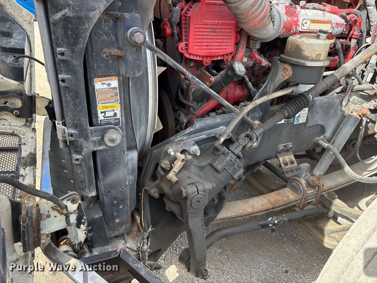 image for item DU1289 2012 Peterbilt 386 semi truck