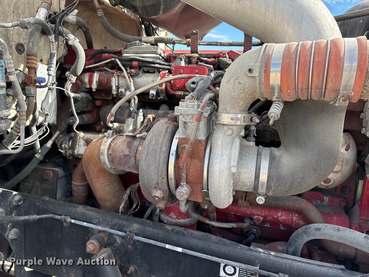 image for item DU1289 2012 Peterbilt 386 semi truck