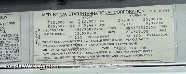 image for item DU1290 2000 International 9400i semi truck