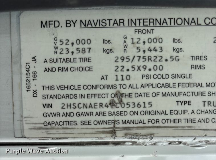 image for item DU1290 2000 International 9400i semi truck