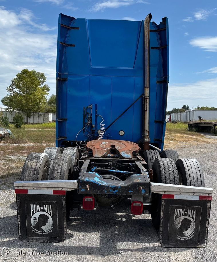 image for item DU1291 1999 Sterling A-Line semi truck