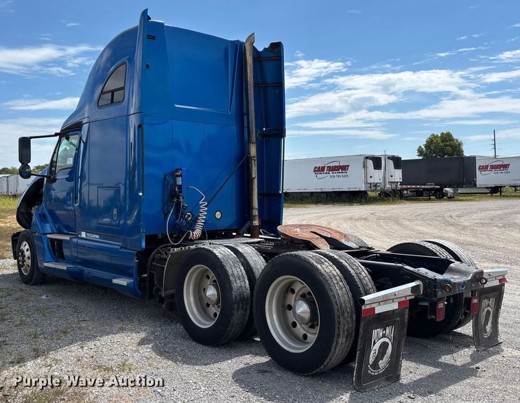 image for item DU1291 1999 Sterling A-Line semi truck