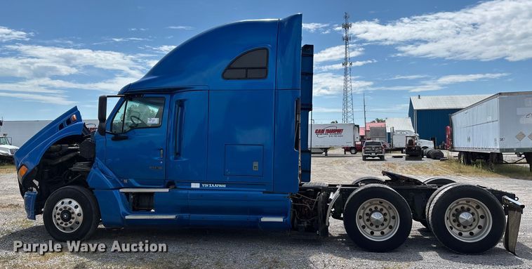 image for item DU1291 1999 Sterling A-Line semi truck