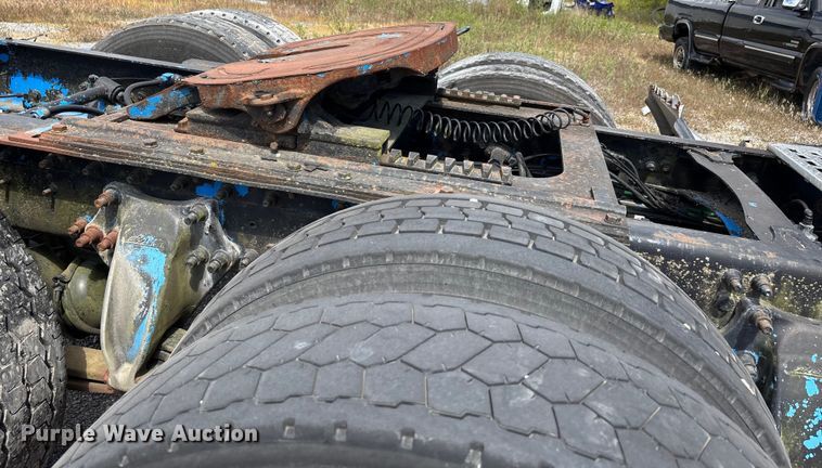 image for item DU1291 1999 Sterling A-Line semi truck