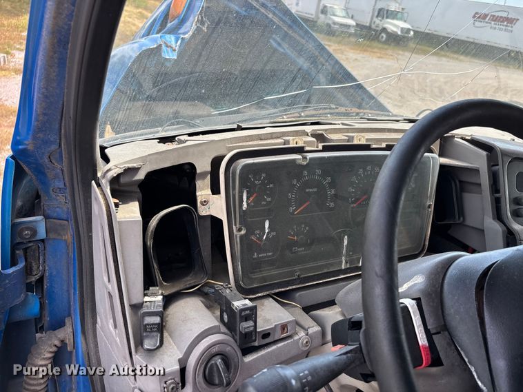 image for item DU1291 1999 Sterling A-Line semi truck