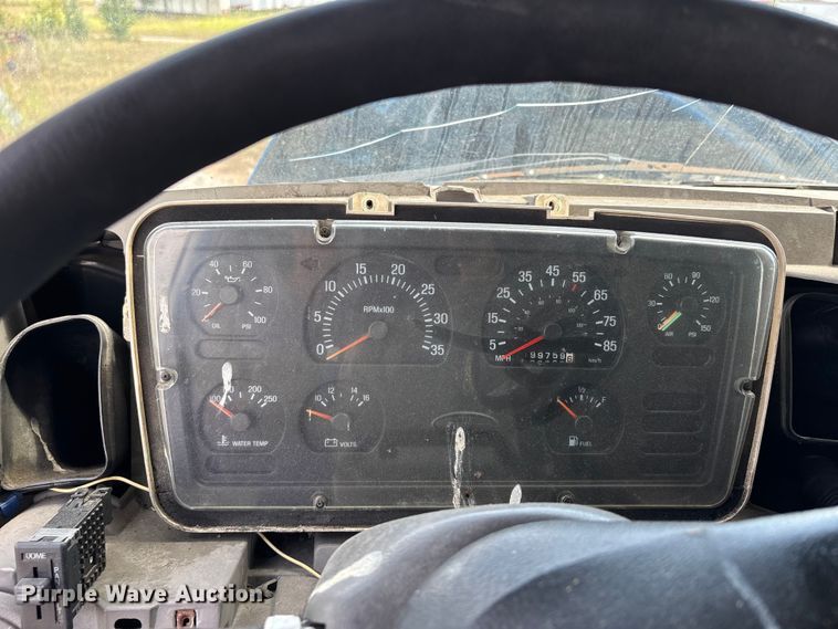 image for item DU1291 1999 Sterling A-Line semi truck