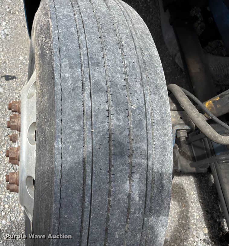 image for item DU1291 1999 Sterling A-Line semi truck