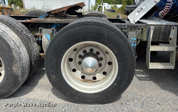 image for item DU1291 1999 Sterling A-Line semi truck