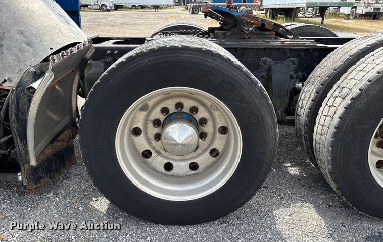 image for item DU1291 1999 Sterling A-Line semi truck