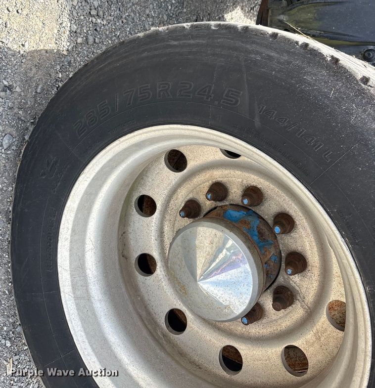 image for item DU1291 1999 Sterling A-Line semi truck