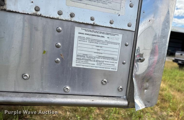 image for item DU1292 2012 Wabash refrigerated van trailer