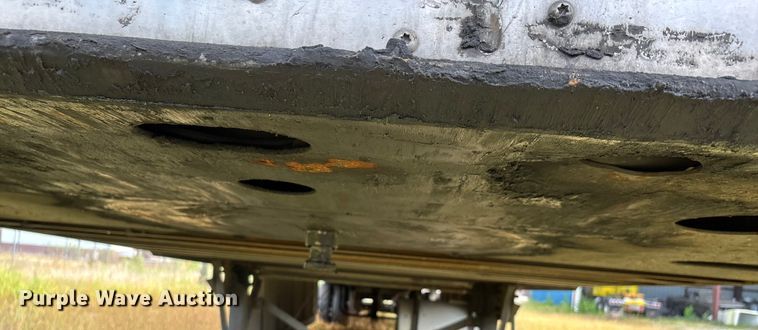 image for item DU1292 2012 Wabash refrigerated van trailer