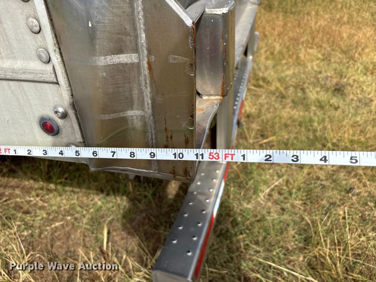 image for item DU1292 2012 Wabash refrigerated van trailer