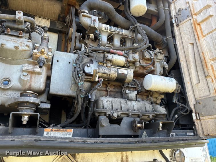 image for item DU1293 2012 Wabash refrigerated van trailer