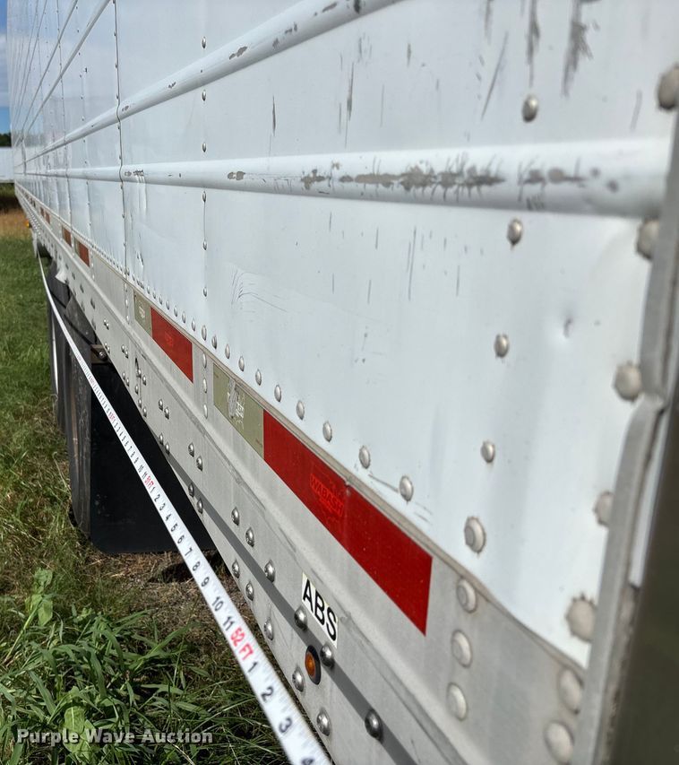 image for item DU1293 2012 Wabash refrigerated van trailer