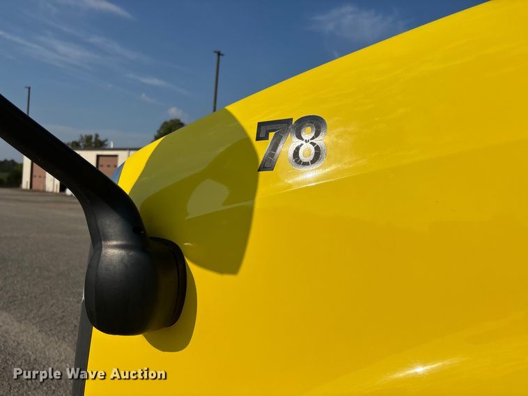 image for item DU1315 2017 Kenworth T680 semi truck