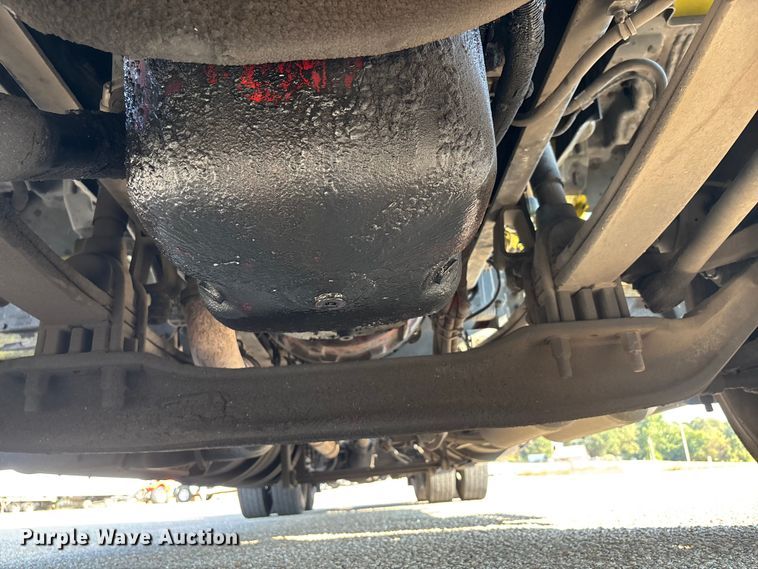 image for item DU1315 2017 Kenworth T680 semi truck