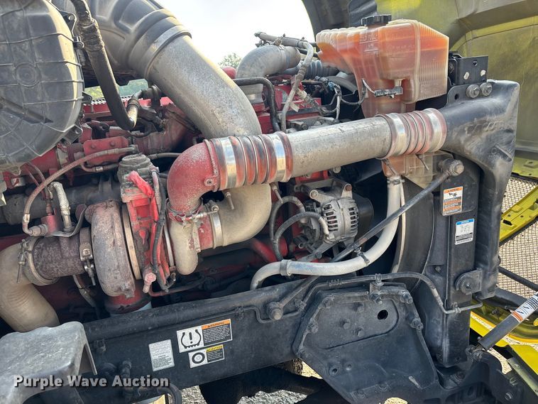 image for item DU1315 2017 Kenworth T680 semi truck