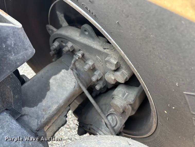 image for item DU1315 2017 Kenworth T680 semi truck