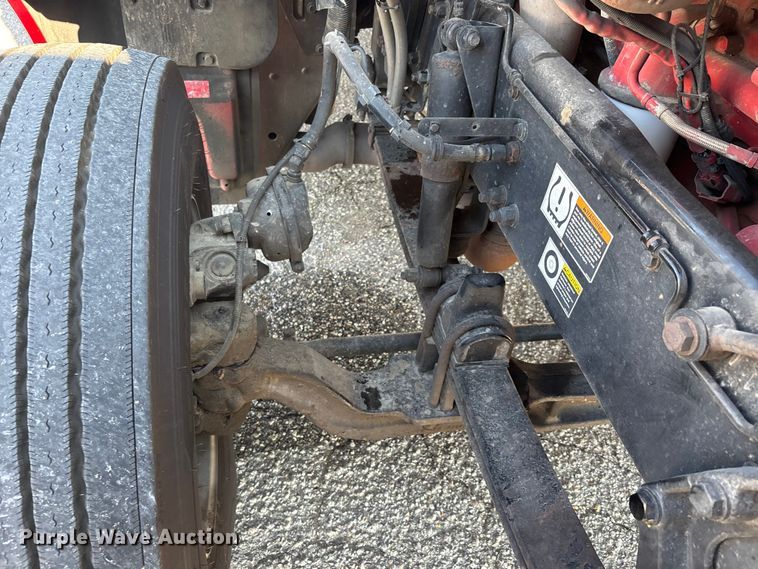 image for item DU1316 2015 Kenworth T680 semi truck