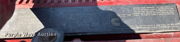 image for item DU1316 2015 Kenworth T680 semi truck