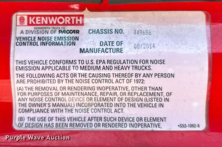 image for item DU1316 2015 Kenworth T680 semi truck