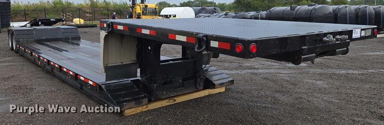 image for item DU6911 2002 X-L 70MFG lowboy equipment trailer
