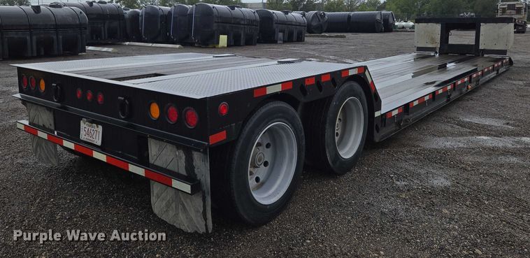 image for item DU6911 2002 X-L 70MFG lowboy equipment trailer
