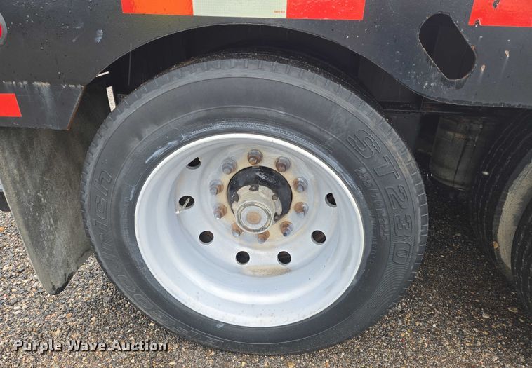 image for item DU6911 2002 X-L 70MFG lowboy equipment trailer